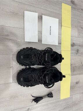 Authentic Balenciaga TrackPurchase directly from the official Balenciaga website